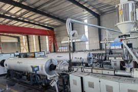 Application of Huashida Technology and Different Processes in Insulation Pipe Equipment