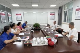 Huashida team holds meeting to ensure delivery of 3LPE coating pipe line to Russia