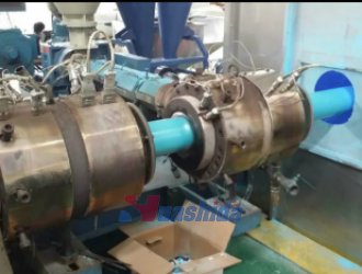 Round-extrusion 3LPE coating line Round-extrusion 3LPE coating line