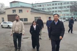 Huashida visited universities and 3LPE pipeline equipment customers in Kazakhstan