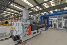 Huashida insulation pipe equipment and 3pe steel pipe anti-corrosion equipment guard the four seasons