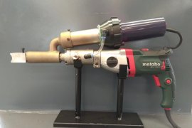 Portable welding gun extruder for niche products