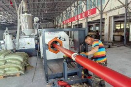 Huashida's one-step PERT insulation pipe equipment was successfully tested