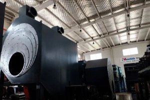 Comparison of Core Difficulties Between Large and Small Caliber 3PE Anti-corrosion Equipment at Huashida