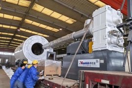 Huashida Safely and Efficiently Delivers Oversized Insulated Pipe Production Line