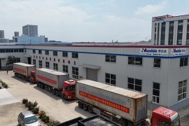 Quality of Huashida’s 3LPE Steel Pipe Anti-corrosion Equipment Shipped to Qatar Reflected by the Nearly 20-ton Extruder
